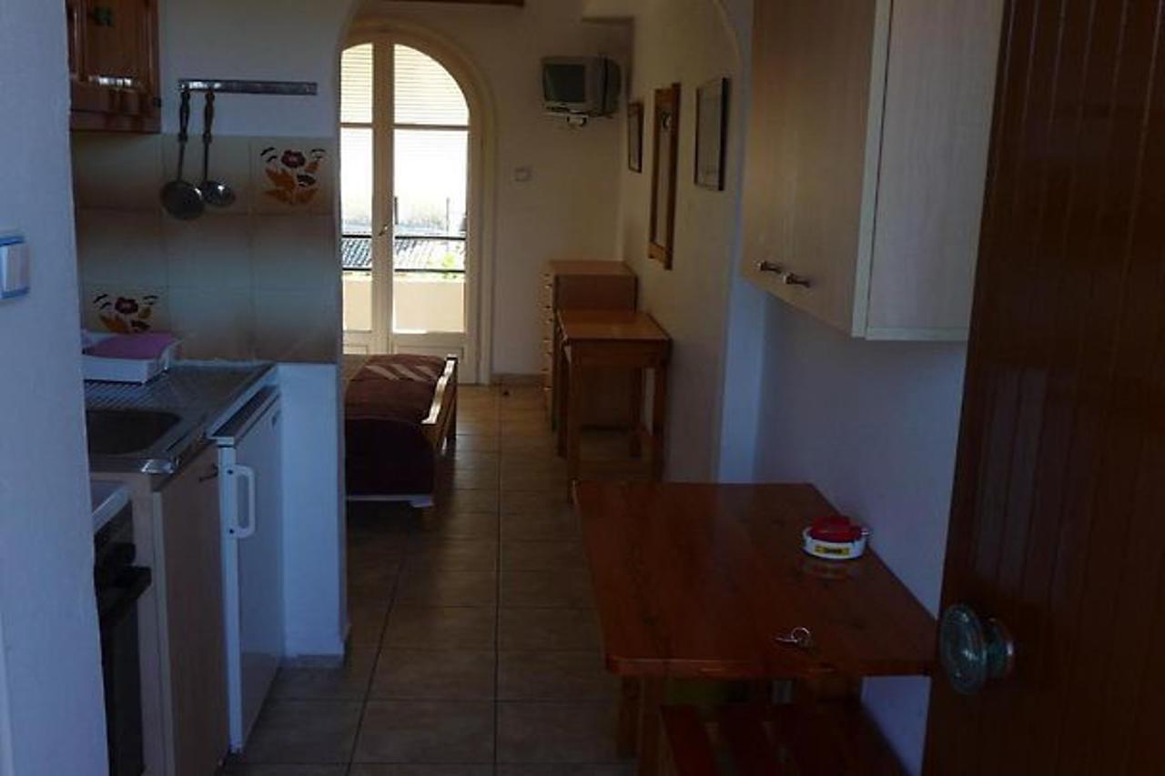 Anastasia Apartments Ермонес Екстериор снимка