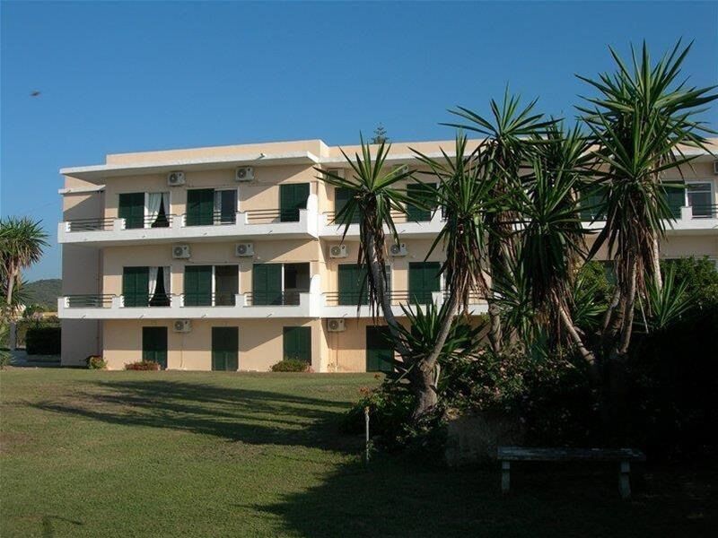 Anastasia Apartments Ермонес Екстериор снимка